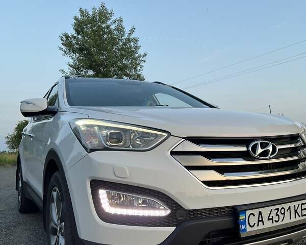Білий Хендай Санта Фе, об'ємом двигуна 2.2 л та пробігом 190 тис. км за 17500 $, фото 2 на Automoto.ua