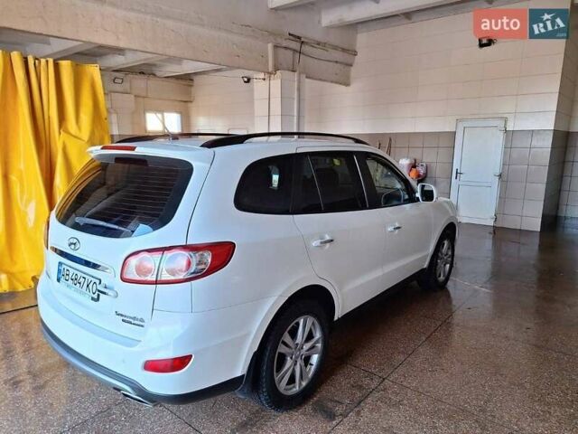 Хендай Санта Фе 2012 в Белгород-Днестровском на Automoto.ua Белый Хендай Санта Фе, объемом двигателя 2.2 л и пробегом 110 тыс. км за 15599 $, фото 2 на Automoto.ua
