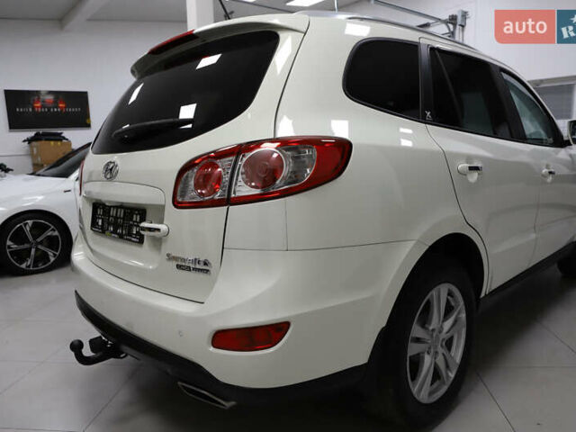 Белый Хендай Санта Фе, объемом двигателя 2.2 л и пробегом 245 тыс. км за 14900 $, фото 42 на Automoto.ua