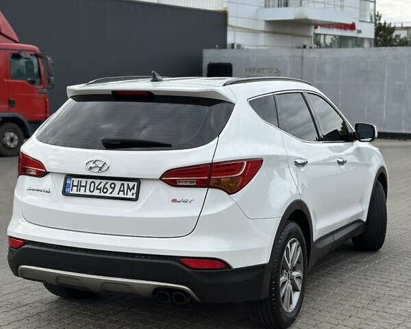 Білий Хендай Санта Фе, об'ємом двигуна 2 л та пробігом 145 тис. км за 17600 $, фото 4 на Automoto.ua