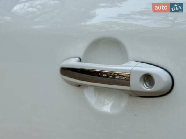 Белый Хендай Санта Фе, объемом двигателя 2.2 л и пробегом 218 тыс. км за 12450 $, фото 17 на Automoto.ua