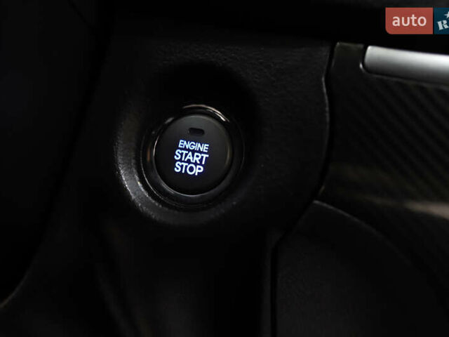 Белый Хендай Санта Фе, объемом двигателя 2.2 л и пробегом 245 тыс. км за 14900 $, фото 95 на Automoto.ua