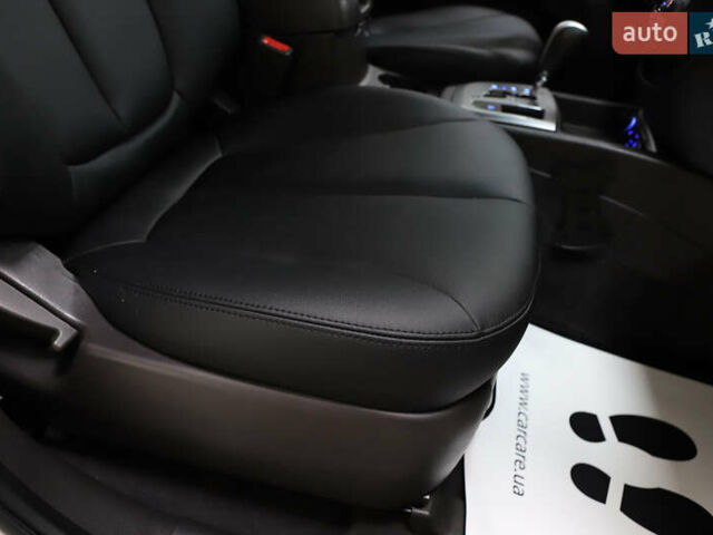 Белый Хендай Санта Фе, объемом двигателя 2.2 л и пробегом 245 тыс. км за 14900 $, фото 71 на Automoto.ua