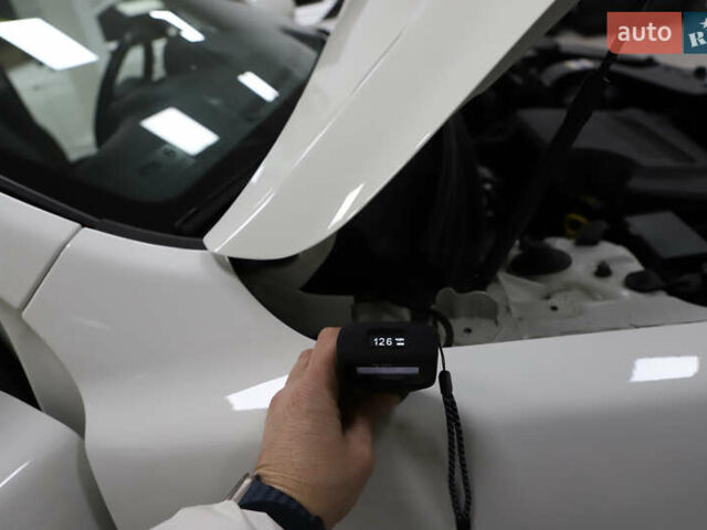 Белый Хендай Санта Фе, объемом двигателя 2.2 л и пробегом 245 тыс. км за 14900 $, фото 106 на Automoto.ua