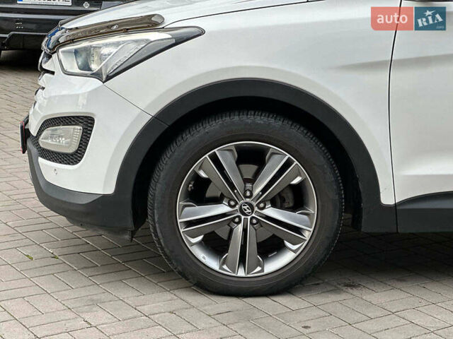 Білий Хендай Санта Фе, об'ємом двигуна 2 л та пробігом 209 тис. км за 14980 $, фото 11 на Automoto.ua