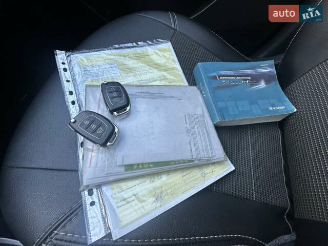 Белый Хендай Санта Фе, объемом двигателя 2.2 л и пробегом 123 тыс. км за 17300 $, фото 69 на Automoto.ua