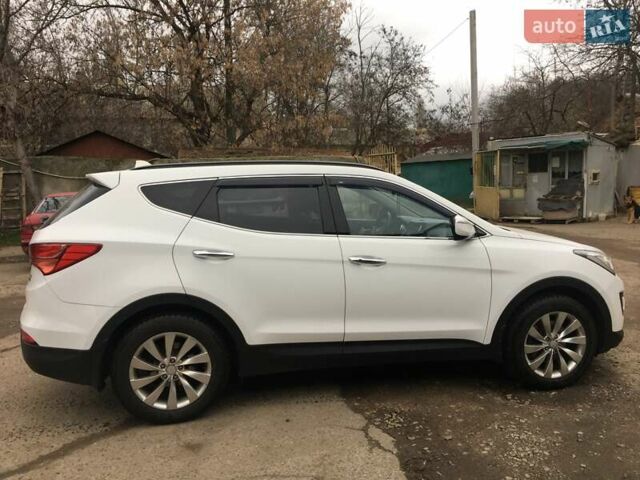 Белый Хендай Санта Фе, объемом двигателя 2.2 л и пробегом 160 тыс. км за 19900 $, фото 15 на Automoto.ua