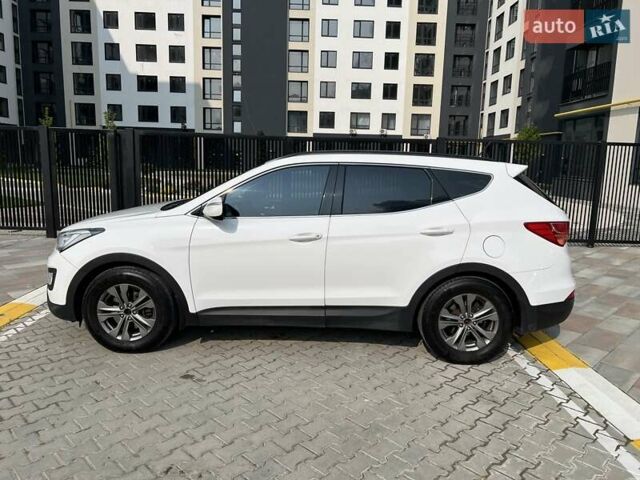 Білий Хендай Санта Фе, об'ємом двигуна 2.36 л та пробігом 249 тис. км за 14950 $, фото 4 на Automoto.ua