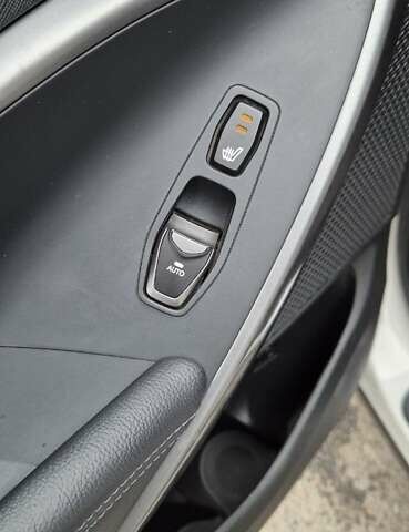 Білий Хендай Санта Фе, об'ємом двигуна 2.2 л та пробігом 212 тис. км за 16500 $, фото 13 на Automoto.ua