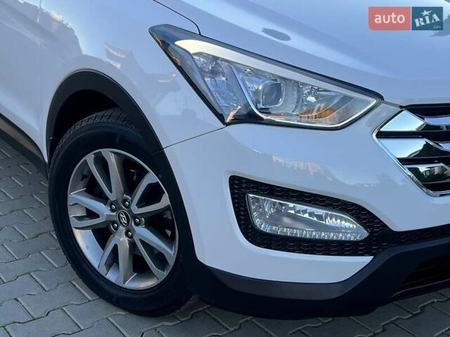 Білий Хендай Санта Фе, об'ємом двигуна 2.2 л та пробігом 160 тис. км за 17900 $, фото 43 на Automoto.ua