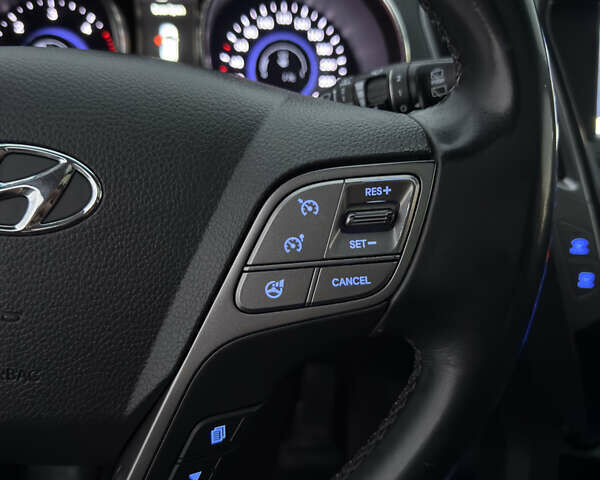 Белый Хендай Санта Фе, объемом двигателя 2.2 л и пробегом 184 тыс. км за 17399 $, фото 29 на Automoto.ua