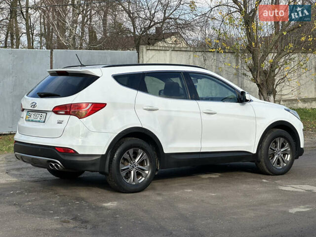 Белый Хендай Санта Фе, объемом двигателя 2.2 л и пробегом 123 тыс. км за 17300 $, фото 5 на Automoto.ua