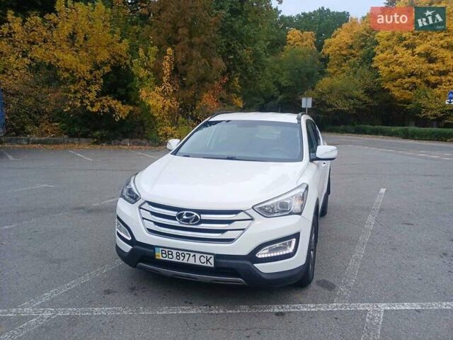 Хендай Санта Фе 2013 в Полтаве на Automoto.ua Белый Хендай Санта Фе, объемом двигателя 2.2 л и пробегом 123 тыс. км за 16999 $, фото 3 на Automoto.ua