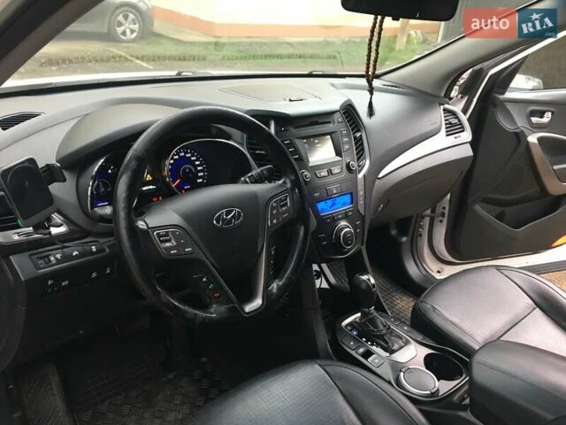 Белый Хендай Санта Фе, объемом двигателя 2.2 л и пробегом 160 тыс. км за 19900 $, фото 36 на Automoto.ua