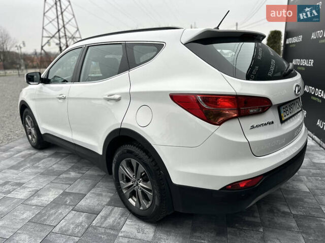 Білий Хендай Санта Фе, об'ємом двигуна 2.2 л та пробігом 124 тис. км за 18700 $, фото 10 на Automoto.ua