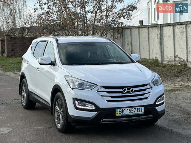 Белый Хендай Санта Фе, объемом двигателя 2.2 л и пробегом 123 тыс. км за 17300 $, фото 2 на Automoto.ua