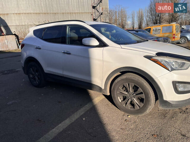 Білий Хендай Санта Фе, об'ємом двигуна 2 л та пробігом 156 тис. км за 13200 $, фото 4 на Automoto.ua