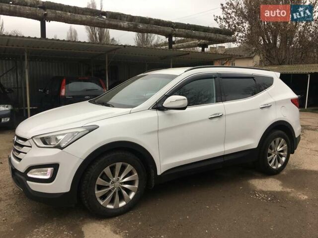 Белый Хендай Санта Фе, объемом двигателя 2.2 л и пробегом 160 тыс. км за 19900 $, фото 5 на Automoto.ua
