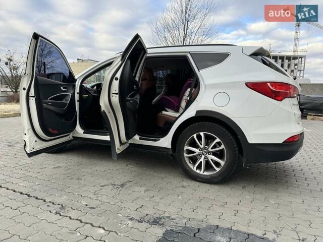 Белый Хендай Санта Фе, объемом двигателя 2 л и пробегом 160 тыс. км за 14500 $, фото 17 на Automoto.ua