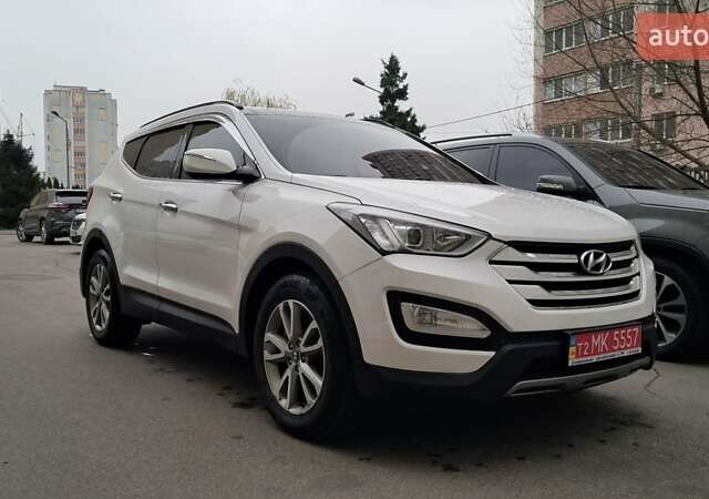 Белый Хендай Санта Фе, объемом двигателя 2 л и пробегом 183 тыс. км за 17300 $, фото 4 на Automoto.ua