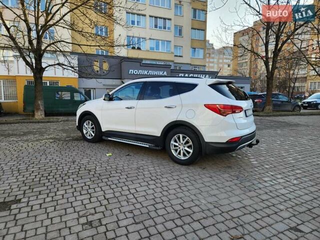 Белый Хендай Санта Фе, объемом двигателя 2.2 л и пробегом 250 тыс. км за 14150 $, фото 2 на Automoto.ua