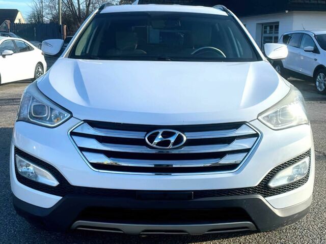 Белый Хендай Санта Фе, объемом двигателя 2.4 л и пробегом 90 тыс. км за 11000 $, фото 1 на Automoto.ua
