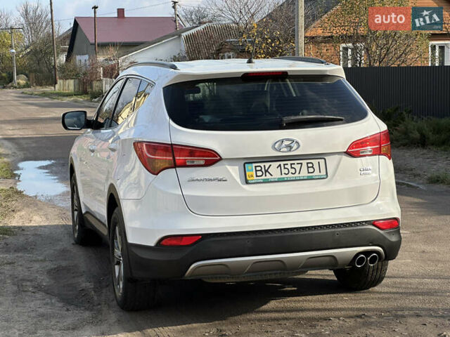 Белый Хендай Санта Фе, объемом двигателя 2.2 л и пробегом 123 тыс. км за 17300 $, фото 10 на Automoto.ua
