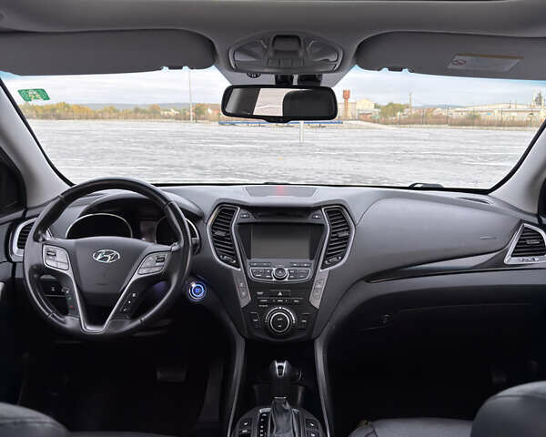 Белый Хендай Санта Фе, объемом двигателя 2.2 л и пробегом 184 тыс. км за 17399 $, фото 25 на Automoto.ua