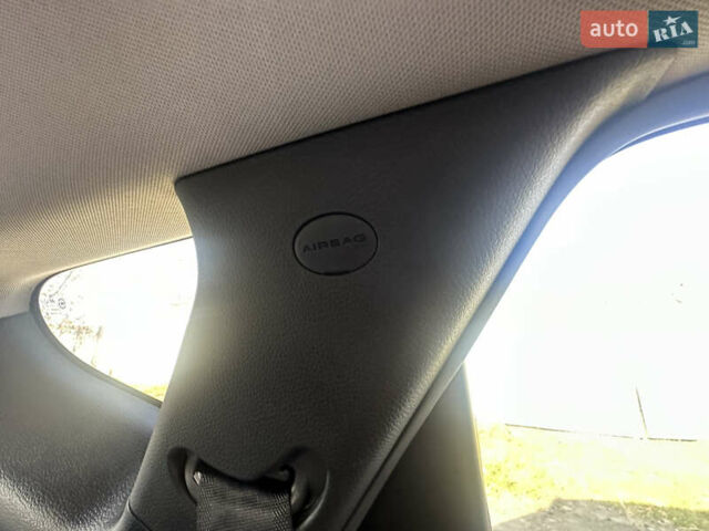 Белый Хендай Санта Фе, объемом двигателя 2.2 л и пробегом 123 тыс. км за 17300 $, фото 53 на Automoto.ua