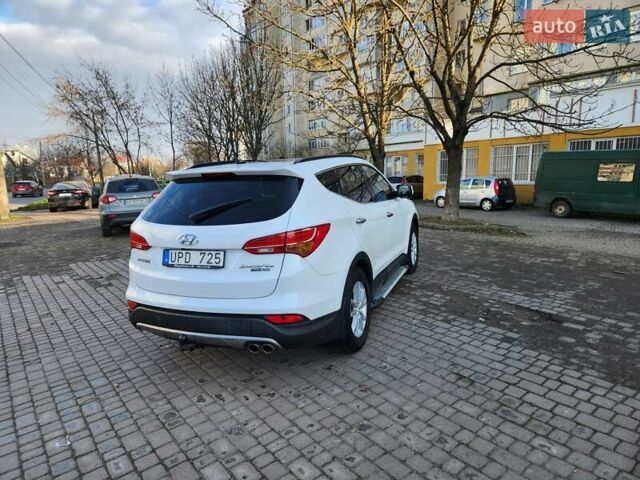 Белый Хендай Санта Фе, объемом двигателя 2.2 л и пробегом 250 тыс. км за 14150 $, фото 4 на Automoto.ua