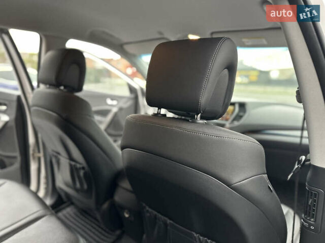 Білий Хендай Санта Фе, об'ємом двигуна 2.2 л та пробігом 124 тис. км за 18700 $, фото 69 на Automoto.ua