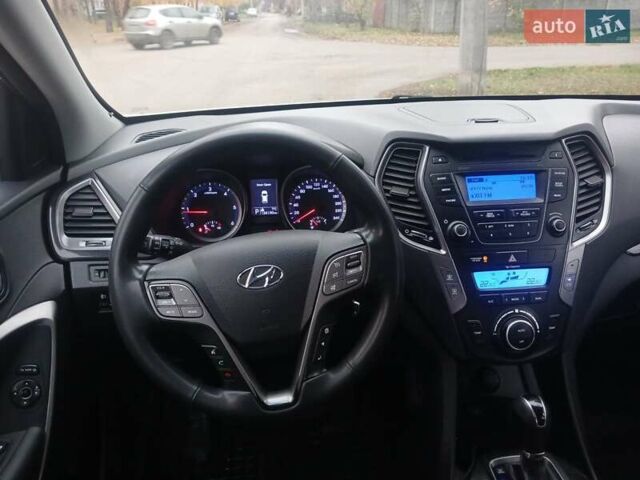 Белый Хендай Санта Фе, объемом двигателя 2.2 л и пробегом 124 тыс. км за 16500 $, фото 15 на Automoto.ua