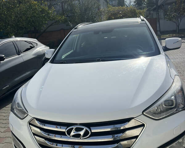 Белый Хендай Санта Фе, объемом двигателя 2.2 л и пробегом 206 тыс. км за 16000 $, фото 12 на Automoto.ua