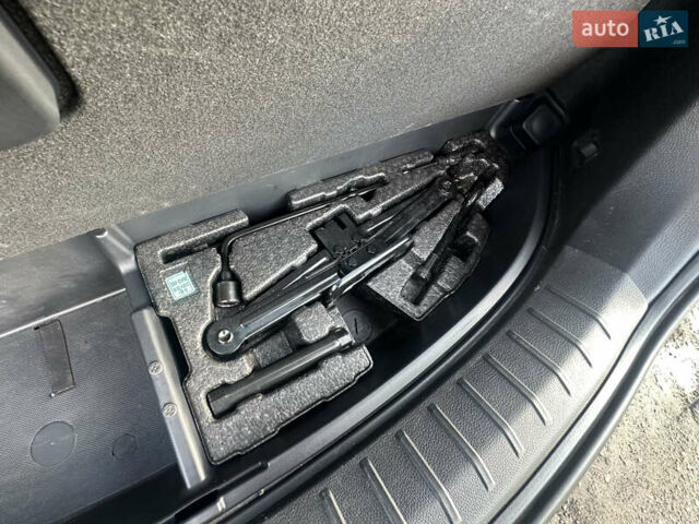 Белый Хендай Санта Фе, объемом двигателя 2.2 л и пробегом 123 тыс. км за 17300 $, фото 35 на Automoto.ua