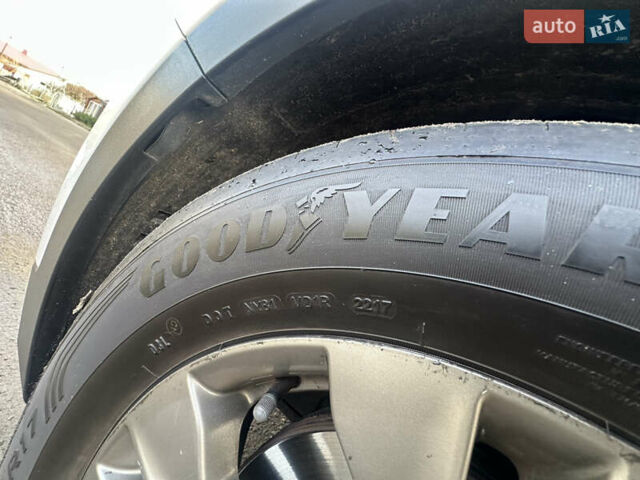 Белый Хендай Санта Фе, объемом двигателя 2.2 л и пробегом 123 тыс. км за 17300 $, фото 27 на Automoto.ua