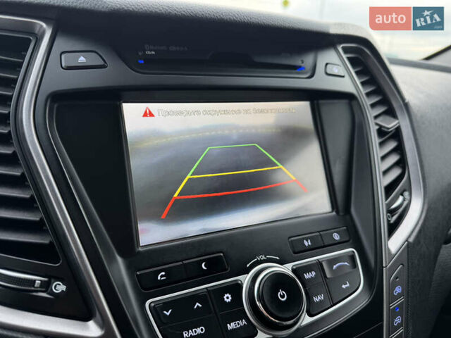 Білий Хендай Санта Фе, об'ємом двигуна 2.2 л та пробігом 185 тис. км за 17800 $, фото 23 на Automoto.ua