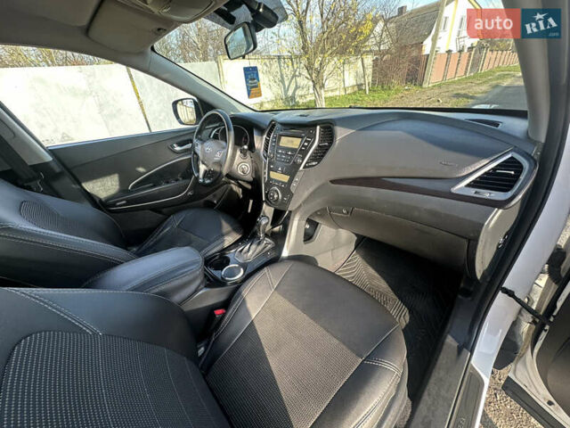 Белый Хендай Санта Фе, объемом двигателя 2.2 л и пробегом 123 тыс. км за 17300 $, фото 47 на Automoto.ua