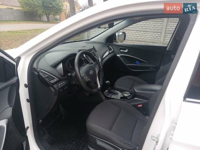 Белый Хендай Санта Фе, объемом двигателя 2.2 л и пробегом 124 тыс. км за 16500 $, фото 17 на Automoto.ua