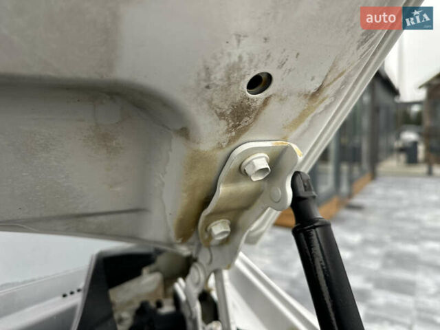 Білий Хендай Санта Фе, об'ємом двигуна 2.2 л та пробігом 124 тис. км за 18700 $, фото 82 на Automoto.ua