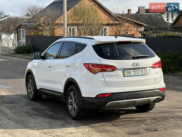 Белый Хендай Санта Фе, объемом двигателя 2.2 л и пробегом 123 тыс. км за 17300 $, фото 11 на Automoto.ua
