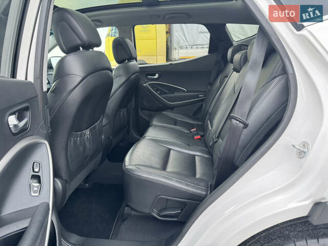 Білий Хендай Санта Фе, об'ємом двигуна 2.2 л та пробігом 185 тис. км за 17800 $, фото 30 на Automoto.ua