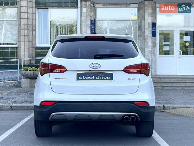 Білий Хендай Санта Фе, об'ємом двигуна 2 л та пробігом 223 тис. км за 17900 $, фото 6 на Automoto.ua