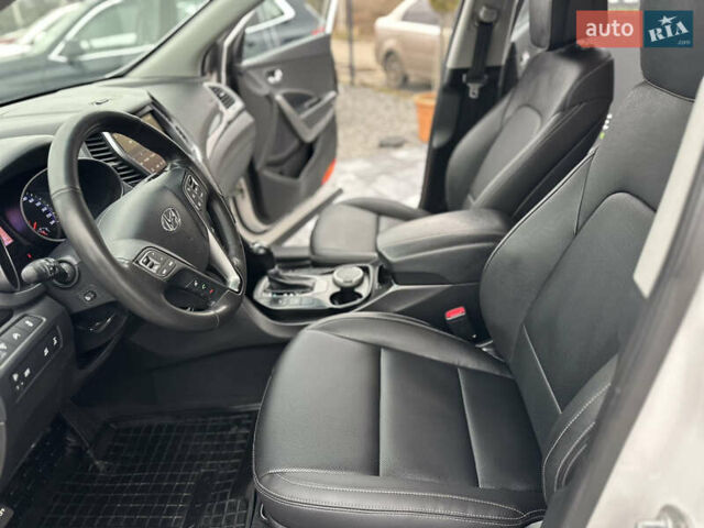 Білий Хендай Санта Фе, об'ємом двигуна 2.2 л та пробігом 124 тис. км за 18700 $, фото 46 на Automoto.ua