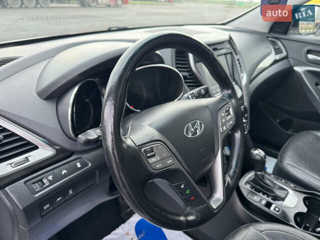 Білий Хендай Санта Фе, об'ємом двигуна 2.2 л та пробігом 185 тис. км за 17800 $, фото 26 на Automoto.ua