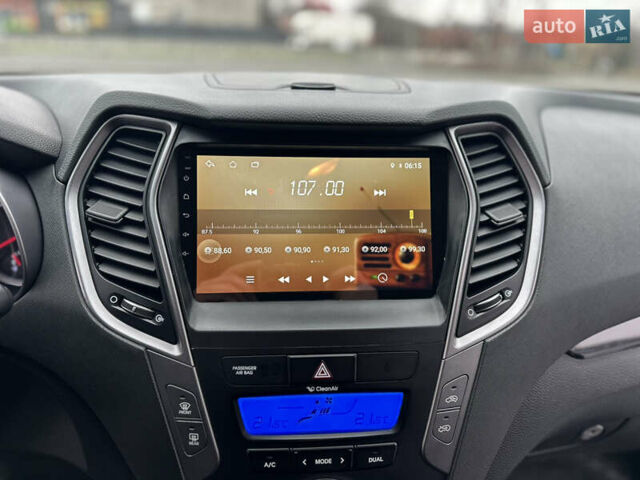 Білий Хендай Санта Фе, об'ємом двигуна 2.2 л та пробігом 124 тис. км за 18700 $, фото 56 на Automoto.ua