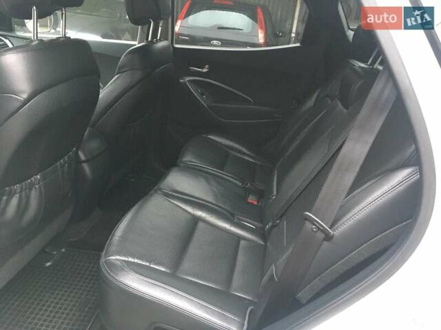 Белый Хендай Санта Фе, объемом двигателя 2.2 л и пробегом 160 тыс. км за 19900 $, фото 29 на Automoto.ua