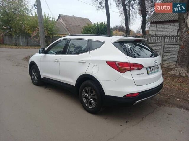 Белый Хендай Санта Фе, объемом двигателя 2.2 л и пробегом 124 тыс. км за 16500 $, фото 6 на Automoto.ua