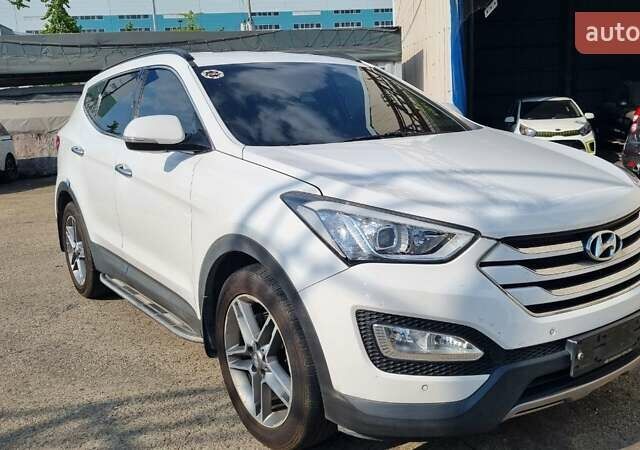 Білий Хендай Санта Фе, об'ємом двигуна 2 л та пробігом 151 тис. км за 18800 $, фото 25 на Automoto.ua