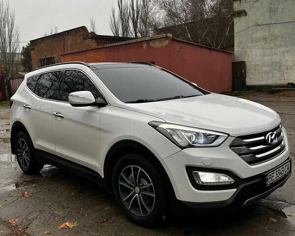 Белый Хендай Санта Фе, объемом двигателя 2.2 л и пробегом 197 тыс. км за 18000 $, фото 4 на Automoto.ua