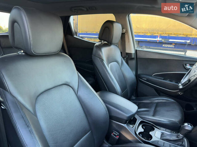 Білий Хендай Санта Фе, об'ємом двигуна 2.2 л та пробігом 226 тис. км за 18900 $, фото 19 на Automoto.ua